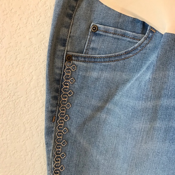 Maternity Blue Jeans NEW Womens Size 12 Ankle Length Belly Band - Picture 6 of 8